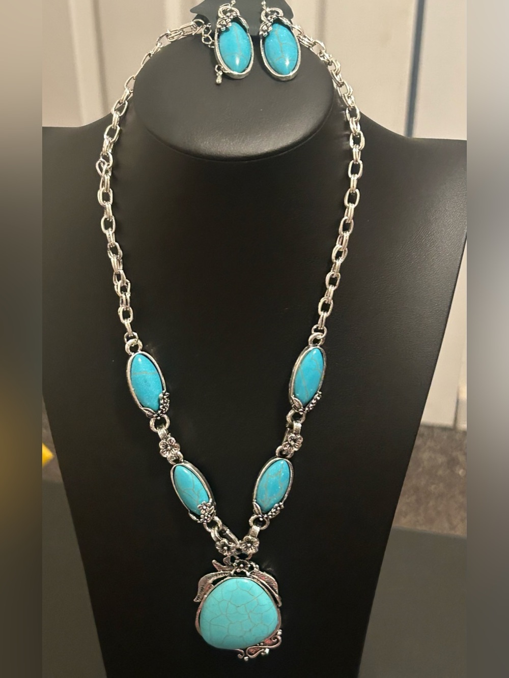 Western Turquoise Big Pendant Necklace